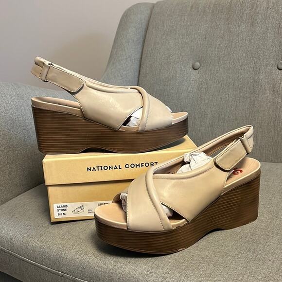 National Comfort Alanis stone platform wedge leather peep toe sandals size 8.5 - Picture 1 of 7